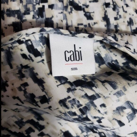 Cabi Shattered Blouse Tunic Small 3094 - Picture 6 of 6